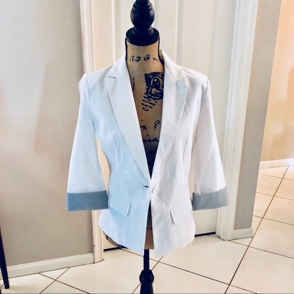 Jackets & Blazers - White blazer